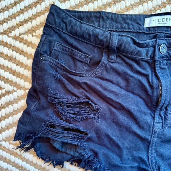 Hidden black Jean shorts Large - Picture 2 of 6